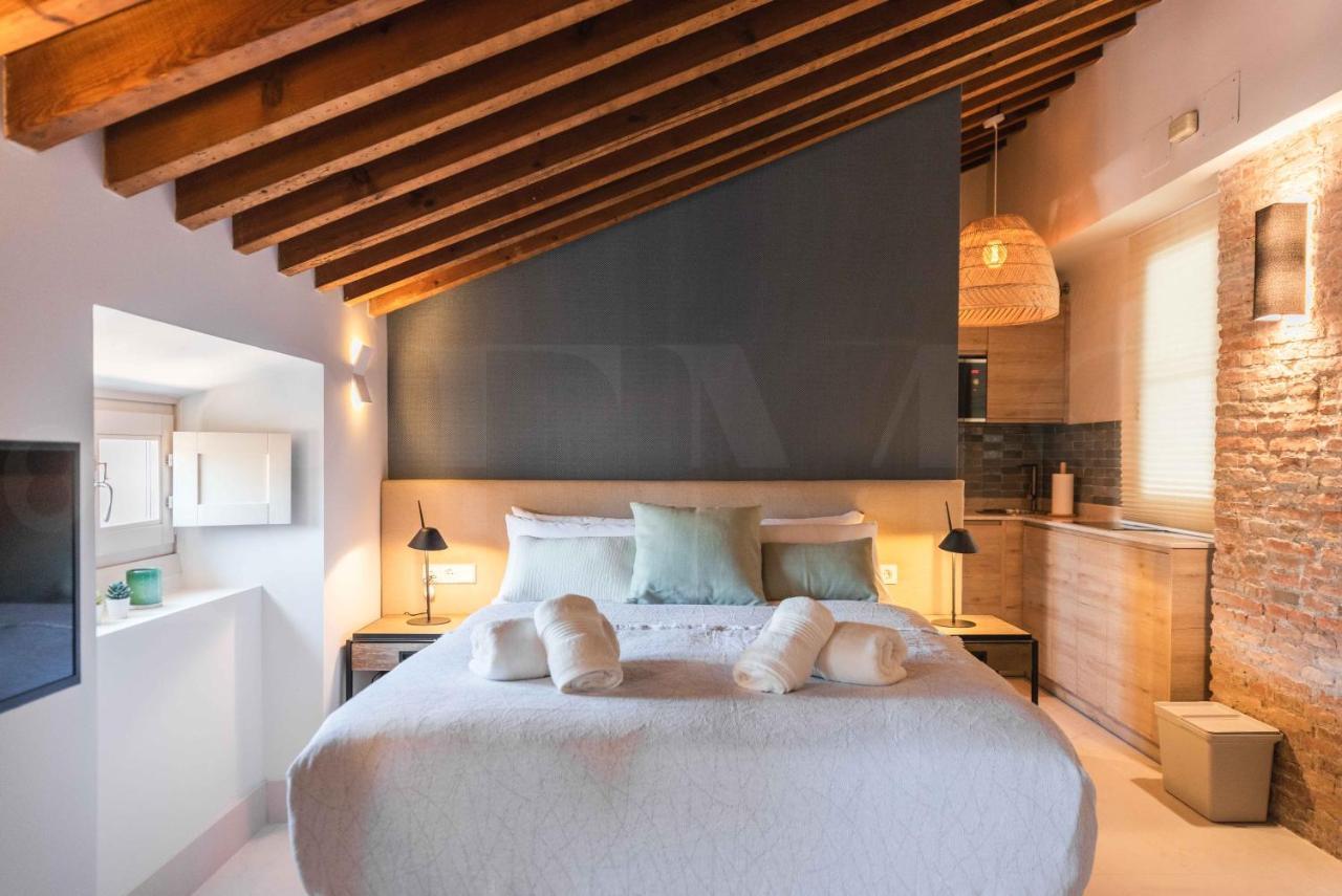 Апартаменты Superb Mediterranean Attic In The Heart Of By Rems Малага